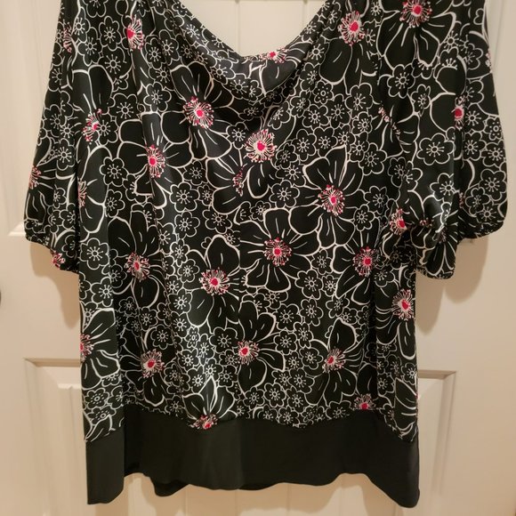 Venezia Black/White Floral Blouse with Red Accents – Cowl Neck – Size 18-20 - Picture 5 of 6